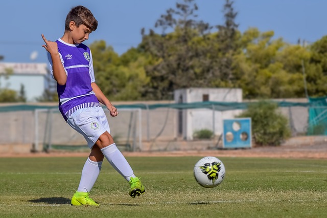 利物浦稳居 利物浦稳居