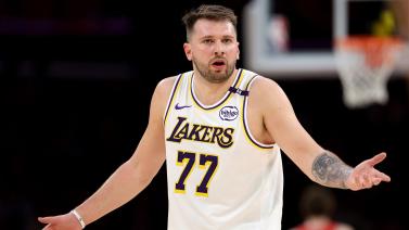 足球界屢見 足球界屢見